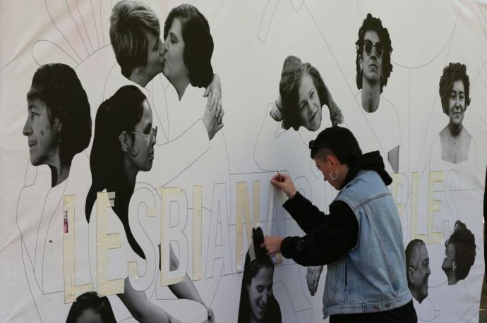 Un mural reivindica en Pamplona el “espacio” de las mujeres lesbianas