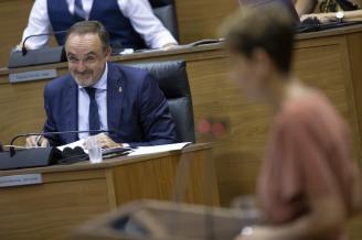 El PSN pacta con Navarra Suma la ley del PAI al margen de sus socios