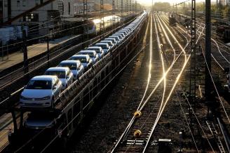 Descarrila un tren de mercancías en Volkswagen