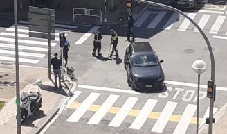 Herido el conductor de una motocicleta en un accidente en el centro de Huarte