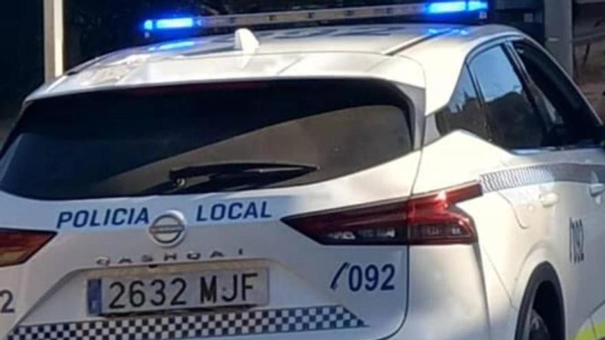 Sorprendidos en Tudela con una pistola eléctrica, armas blancas y droga