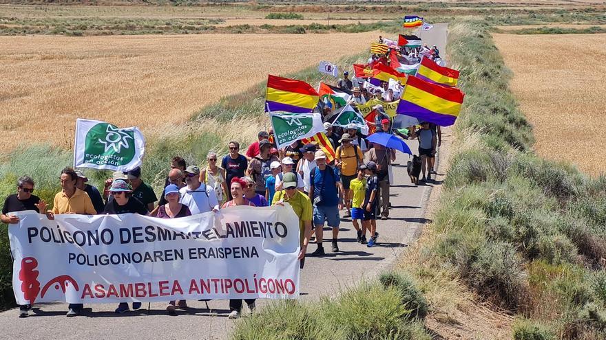 Piden a Bardenas que “no venda la paz por dinero”